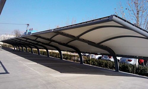 哈尔滨张拉膜结构车棚的建造条件